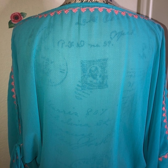 Karlie Sheer Turquoise & Embroidered in Coral Kimono Sleeve Blouse Size M - Picture 9 of 10